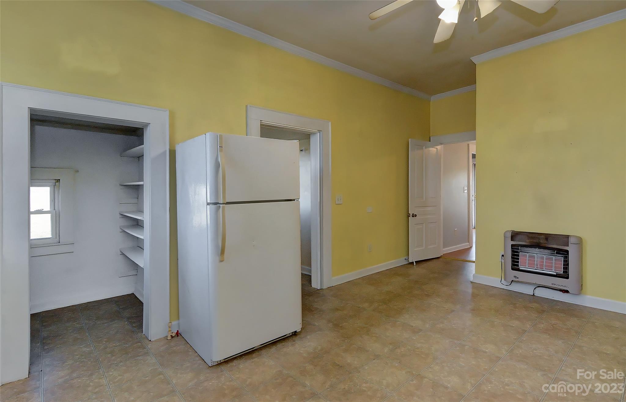 6202 White Store Pageland Road Marshville, NC 28103 - Photo 13 of 22 a view of an empty room with a kitchen
