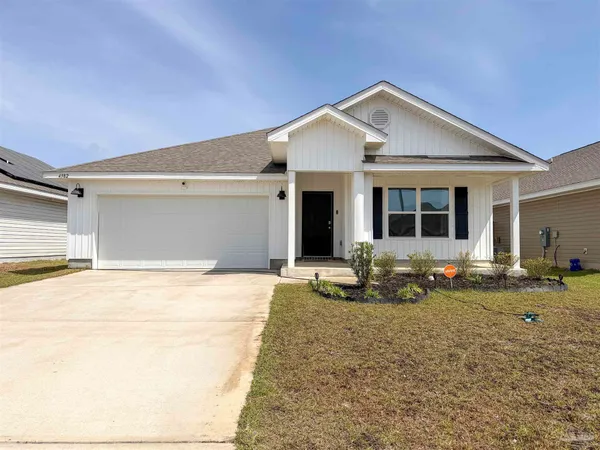 $2,100 | 4382 Redbay Court, Pace, FL 32571