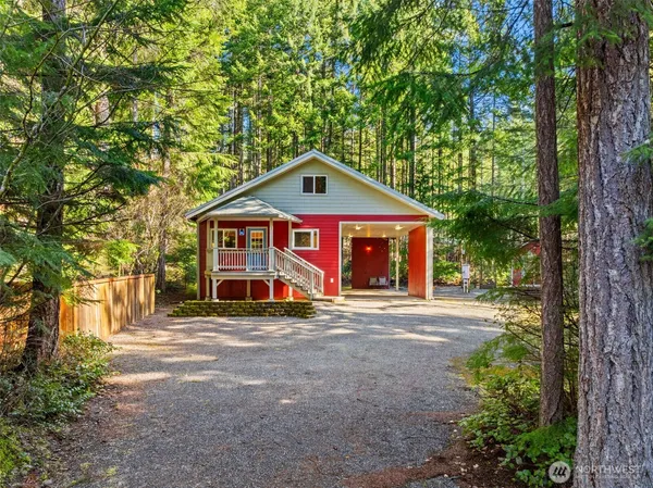$425,000 | 132 North Kokanee Cove Way, Hoodsport, WA 98548