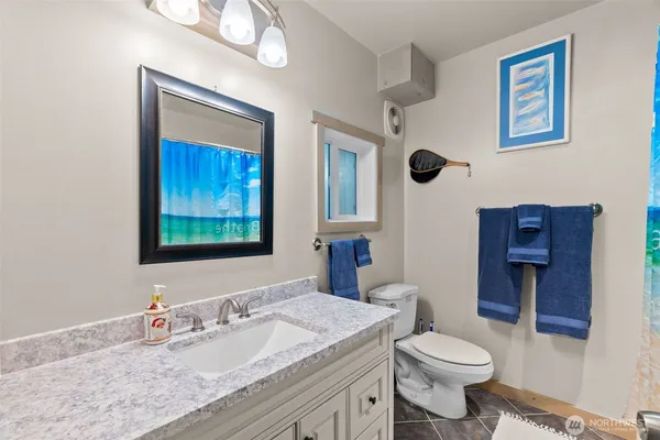 $425,000 | 132 North Kokanee Cove Way, Hoodsport, WA 98548