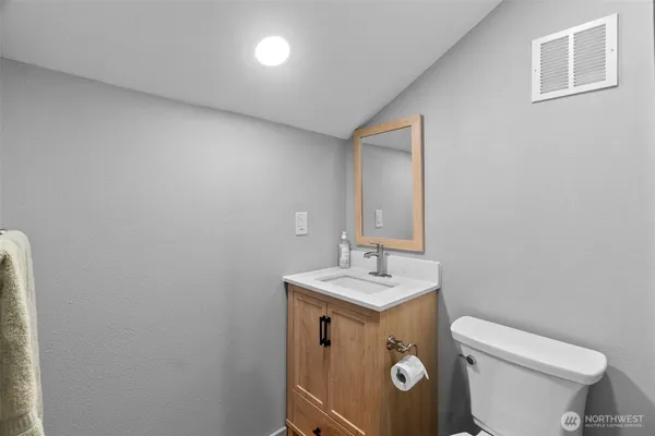 $425,000 | 132 North Kokanee Cove Way, Hoodsport, WA 98548