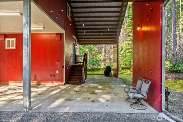 $425,000 | 132 North Kokanee Cove Way, Hoodsport, WA 98548