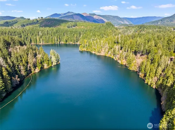 $425,000 | 132 North Kokanee Cove Way, Hoodsport, WA 98548