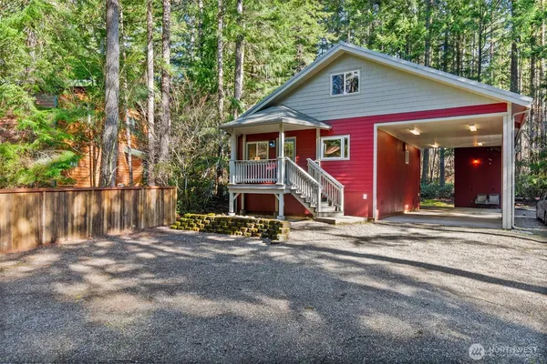 $425,000 | 132 North Kokanee Cove Way, Hoodsport, WA 98548