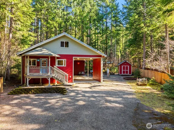 $425,000 | 132 North Kokanee Cove Way, Hoodsport, WA 98548
