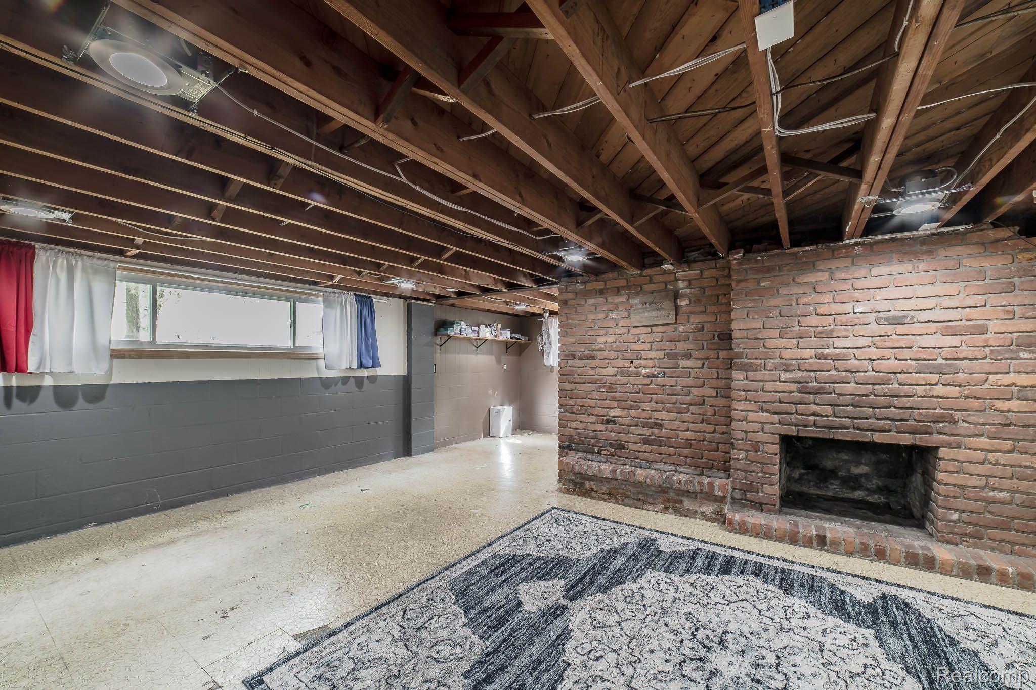 8317 Russell Street Utica, MI 48317 - Photo 30 of 40 Gallery Image 30