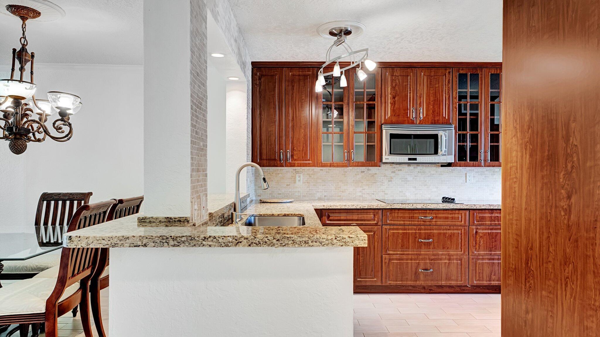 15075 Witney Road, Unit 108 Delray Beach, FL 33484 - Photo 2 of 39 22-web-or-mls-DSC03703