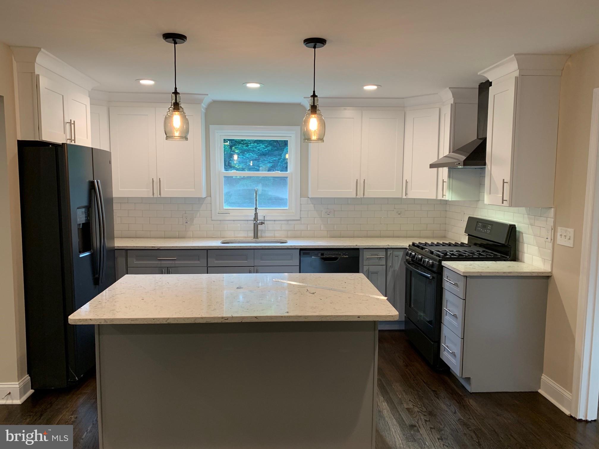 2205 Midridge Road Lutherville-Timonium, MD 21093 - Photo 4 of 17 Gallery Image 4