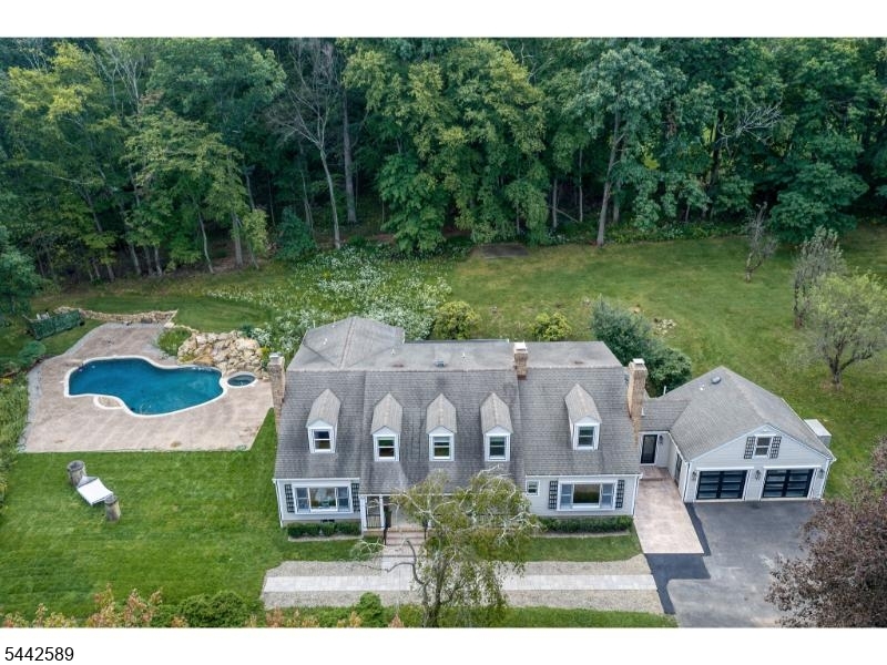 41 Washington Corner Road Bernardsville, NJ 07924 - Photo 42 of 45 Gallery Image 42
