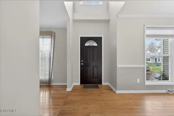 $549,900 | 15 Seneca Court, Bethlehem, NY 12159