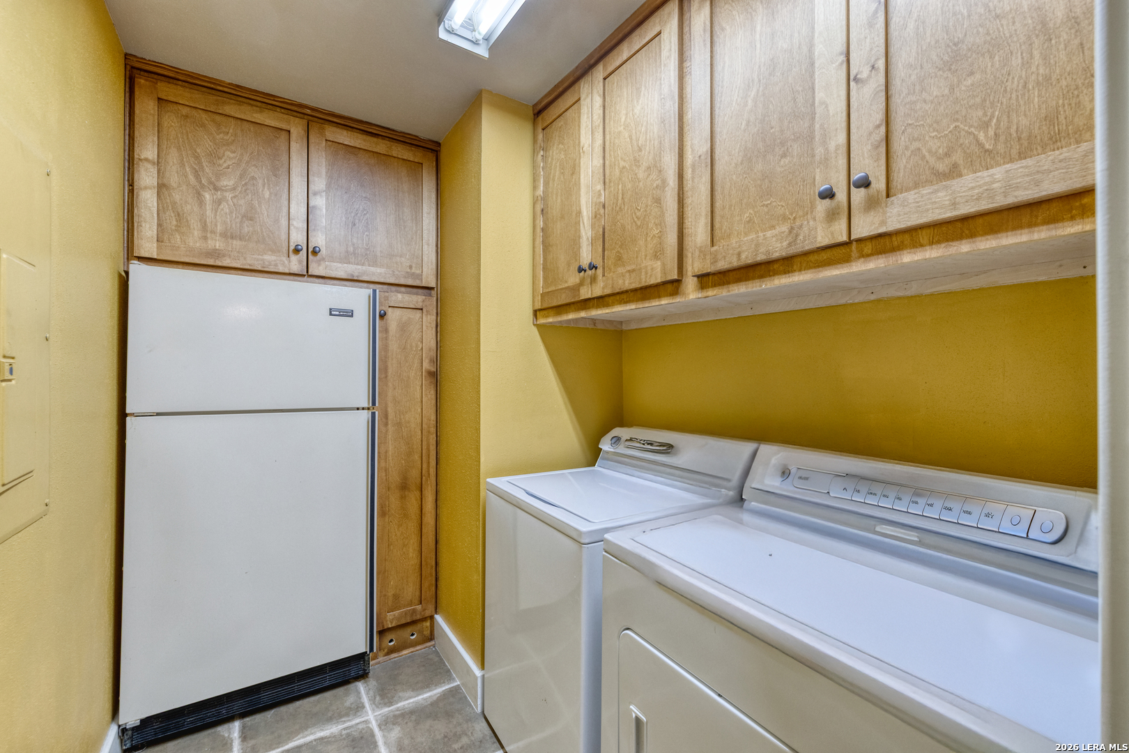 270 Robinson Road Concan, TX 78838 - Photo 27 of 50 a utility room with dryer and washer