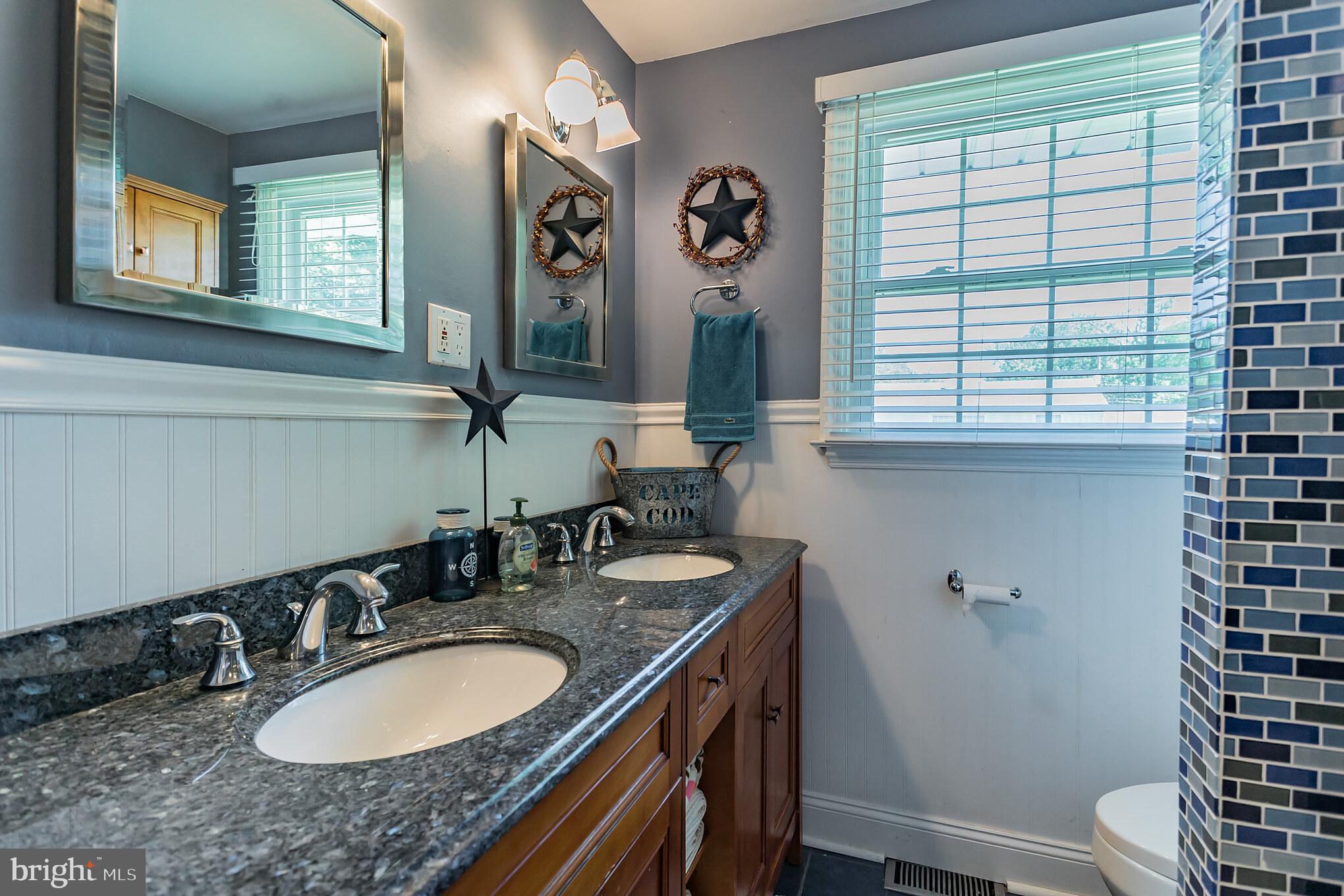 1109 Cooperskill Road Cherry Hill, NJ 08034 - Photo 19 of 36