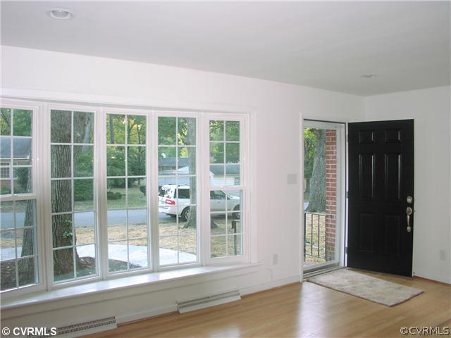 2708 Rudolph Road Henrico, VA 23294 - Photo 7 of 12 Living Room