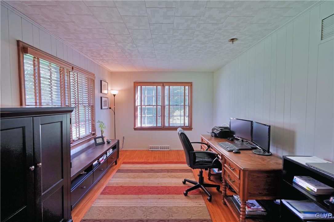 4171 Ravenswood Road Allentown, PA 18103 - Photo 17 of 39 Gallery Image 17