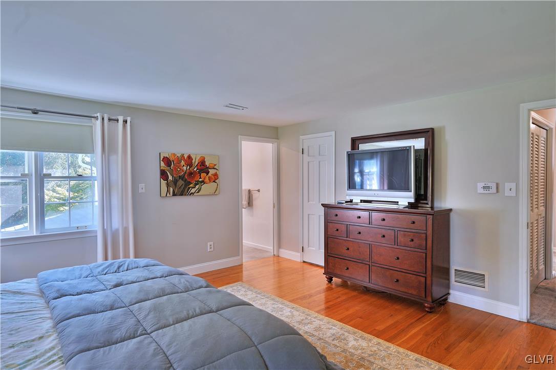 4171 Ravenswood Road Allentown, PA 18103 - Photo 21 of 39 Gallery Image 21