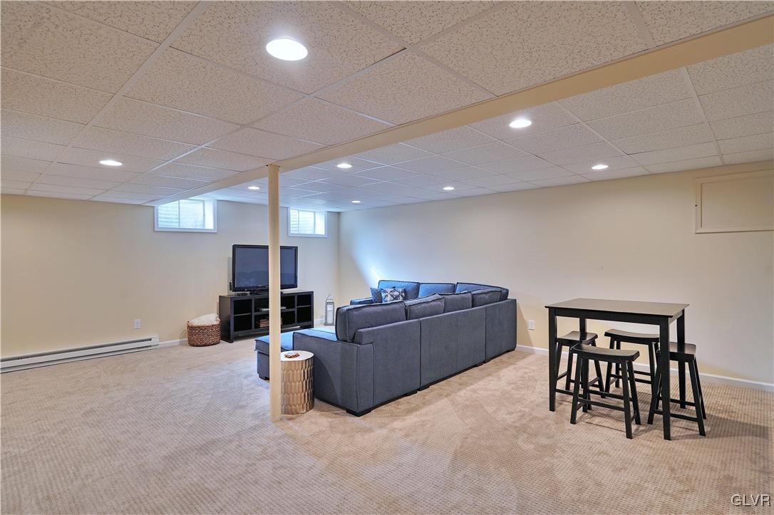 4171 Ravenswood Road Allentown, PA 18103 - Photo 32 of 39 Gallery Image 32