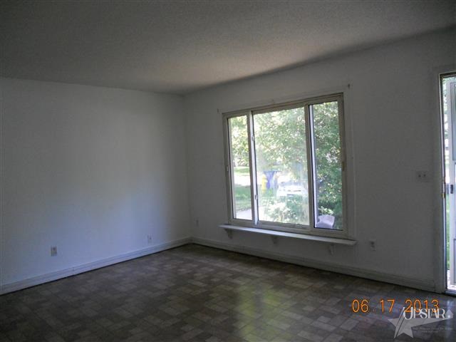 113 North Ivy Lane Butler, IN 46721 - Photo 2 of 9 Gallery Image 2