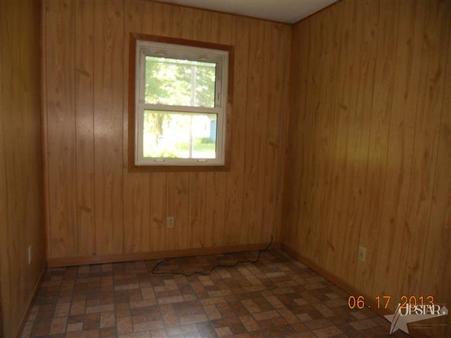 113 North Ivy Lane Butler, IN 46721 - Photo 6 of 9 Gallery Image 6