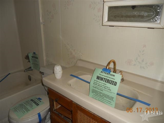 113 North Ivy Lane Butler, IN 46721 - Photo 7 of 9 Gallery Image 7
