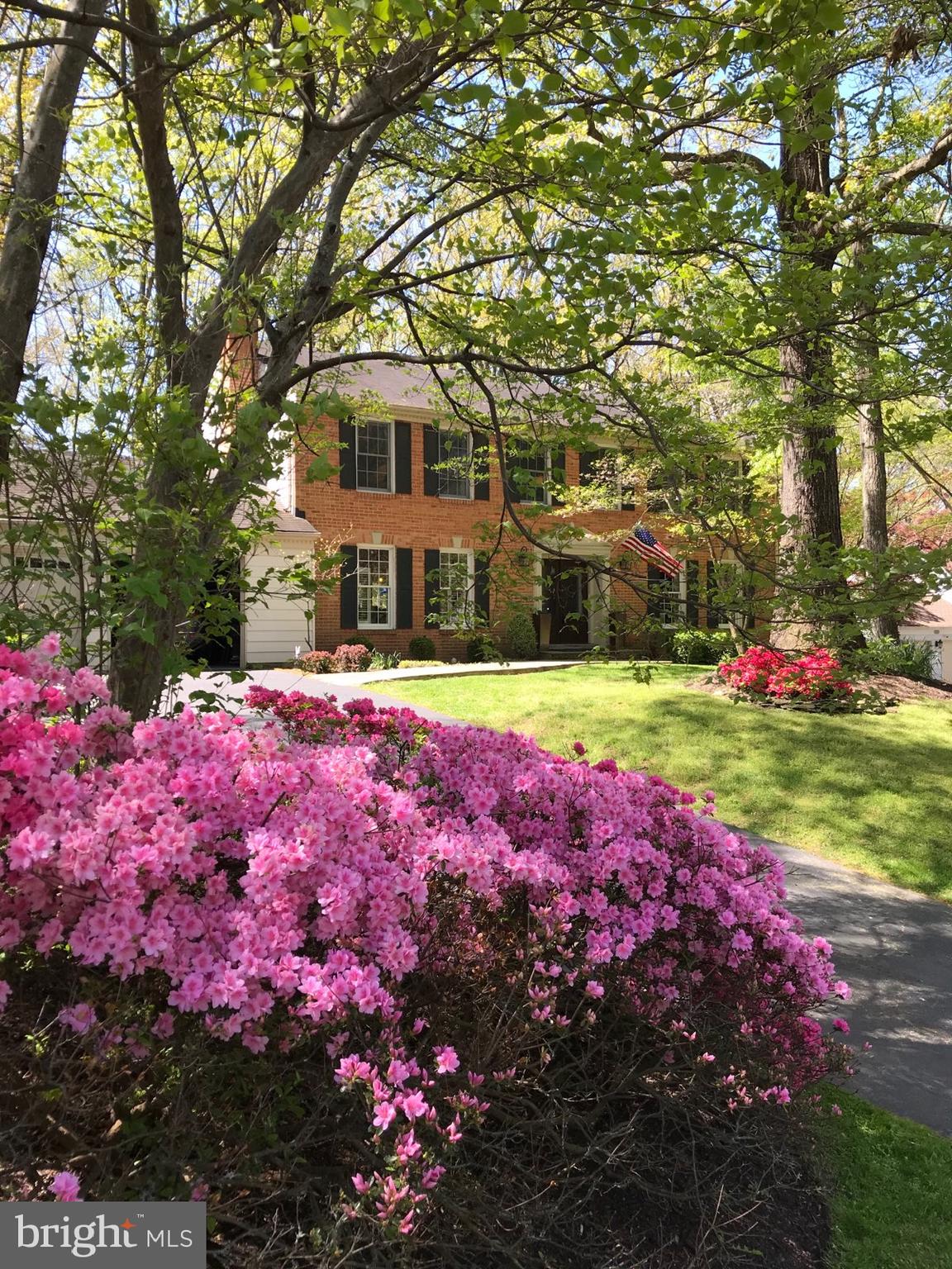 9027 Edgepark Road Vienna, VA 22182 - Photo 2 of 77 Gallery Image 2