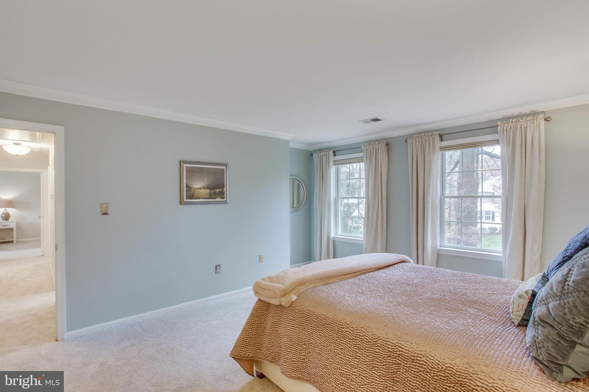 9027 Edgepark Road Vienna, VA 22182 - Photo 32 of 77 Gallery Image 32
