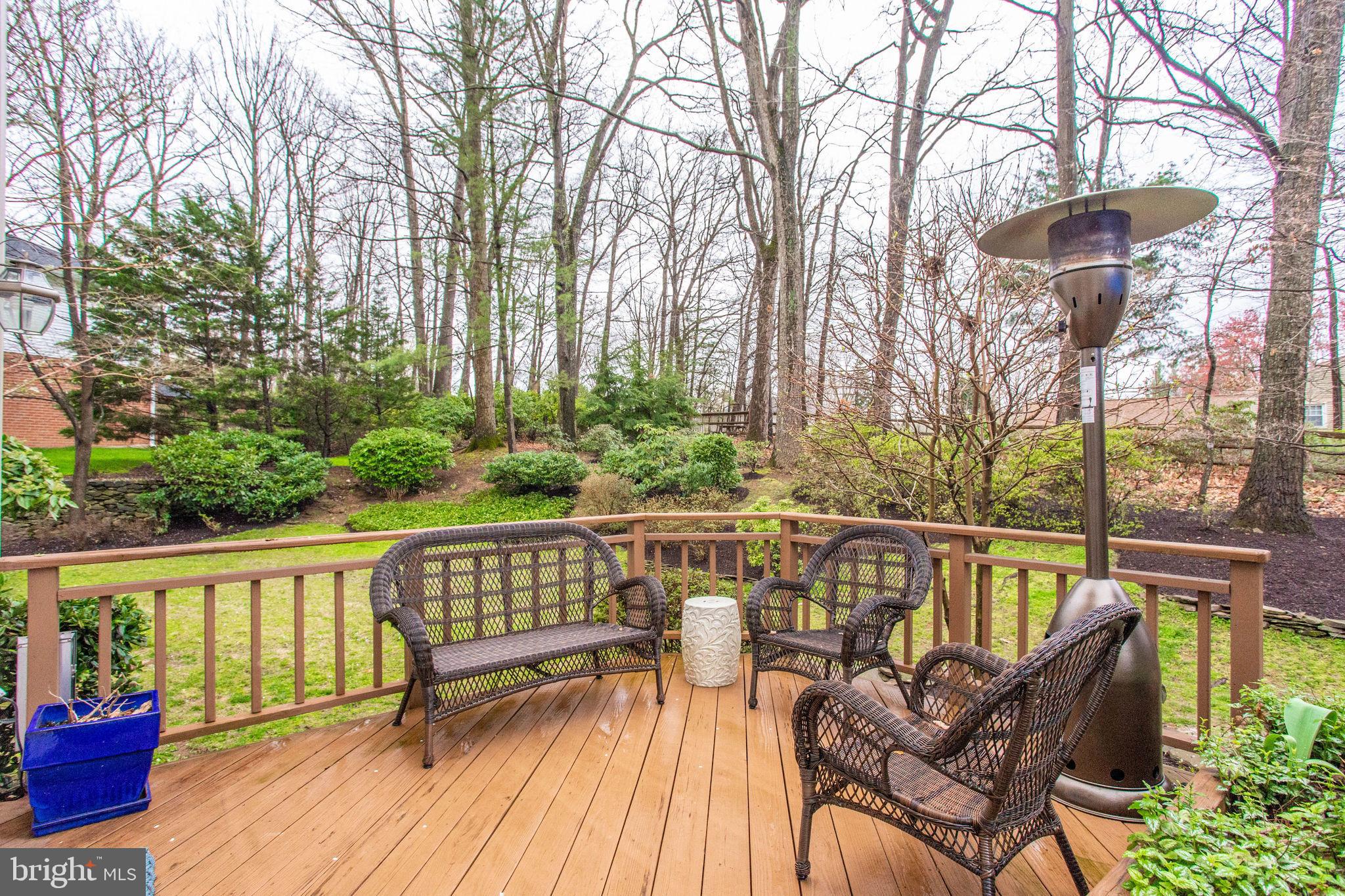 9027 Edgepark Road Vienna, VA 22182 - Photo 60 of 77 Gallery Image 60