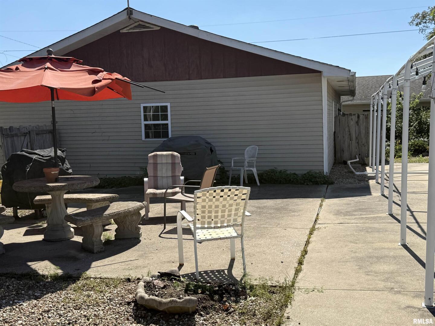 204 West Gelston Street Valier, IL 62891 - Photo 12 of 40