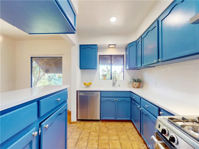 $1,012,000 | 1240 Marion Drive, Glendale, CA 91205