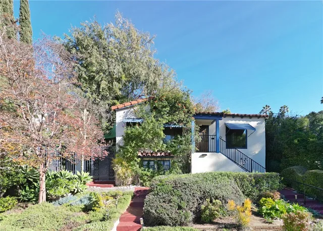 $1,012,000 | 1240 Marion Drive, Glendale, CA 91205