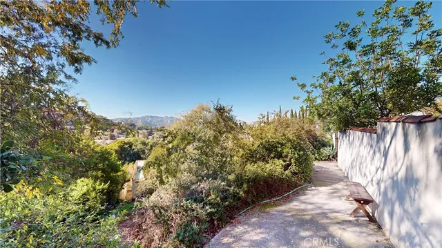 $1,012,000 | 1240 Marion Drive, Glendale, CA 91205