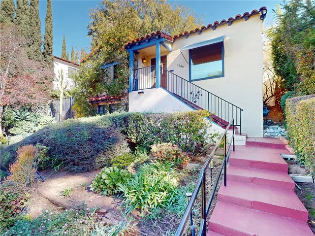 $1,012,000 | 1240 Marion Drive, Glendale, CA 91205