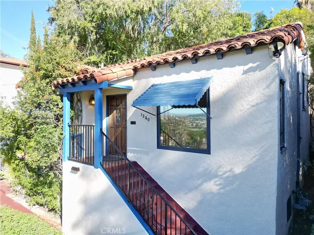 $1,012,000 | 1240 Marion Drive, Glendale, CA 91205