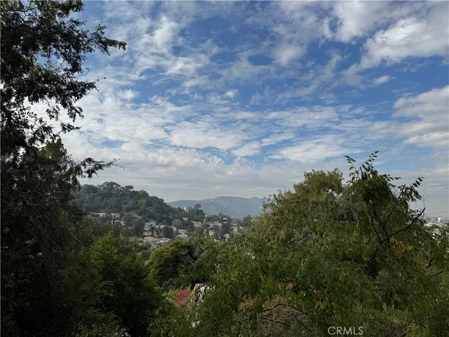 $1,012,000 | 1240 Marion Drive, Glendale, CA 91205