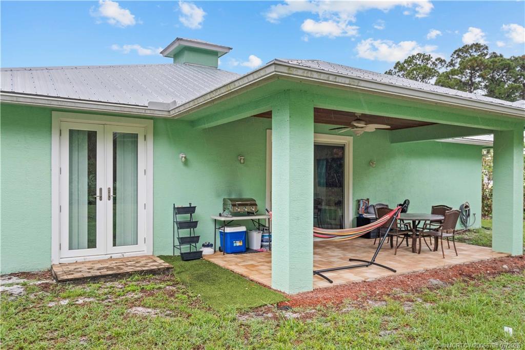 5608 Southeast 44th Avenue Stuart, FL 34997 - Photo 26 of 33