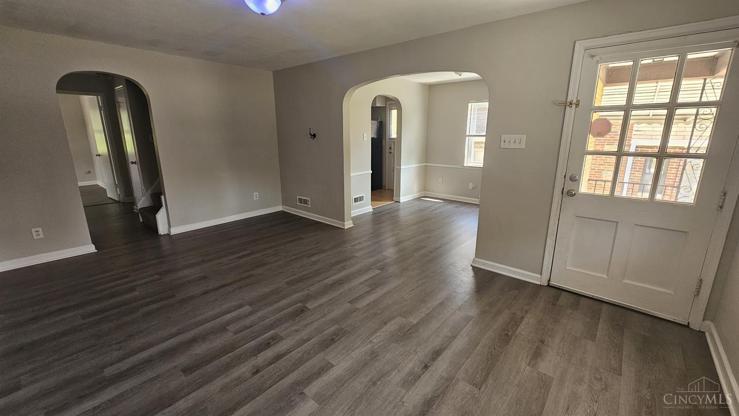 4452 Foley Road Cincinnati, OH 45238 - Photo 5 of 21