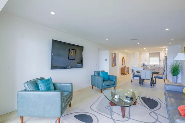 $4,000 | 200 Intracoastal Place, Unit 507, Jupiter, FL 33469