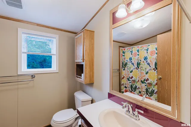 $90,000 | 405 West Vermont Street, Carterville, IL 62918