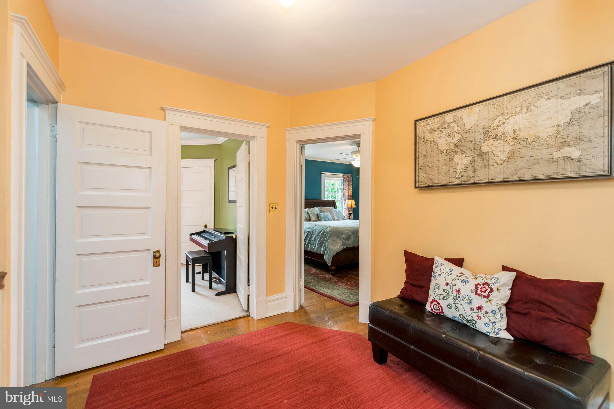 222 Woodlawn Road Baltimore, MD 21210 - Photo 23 of 30 Stair Hall