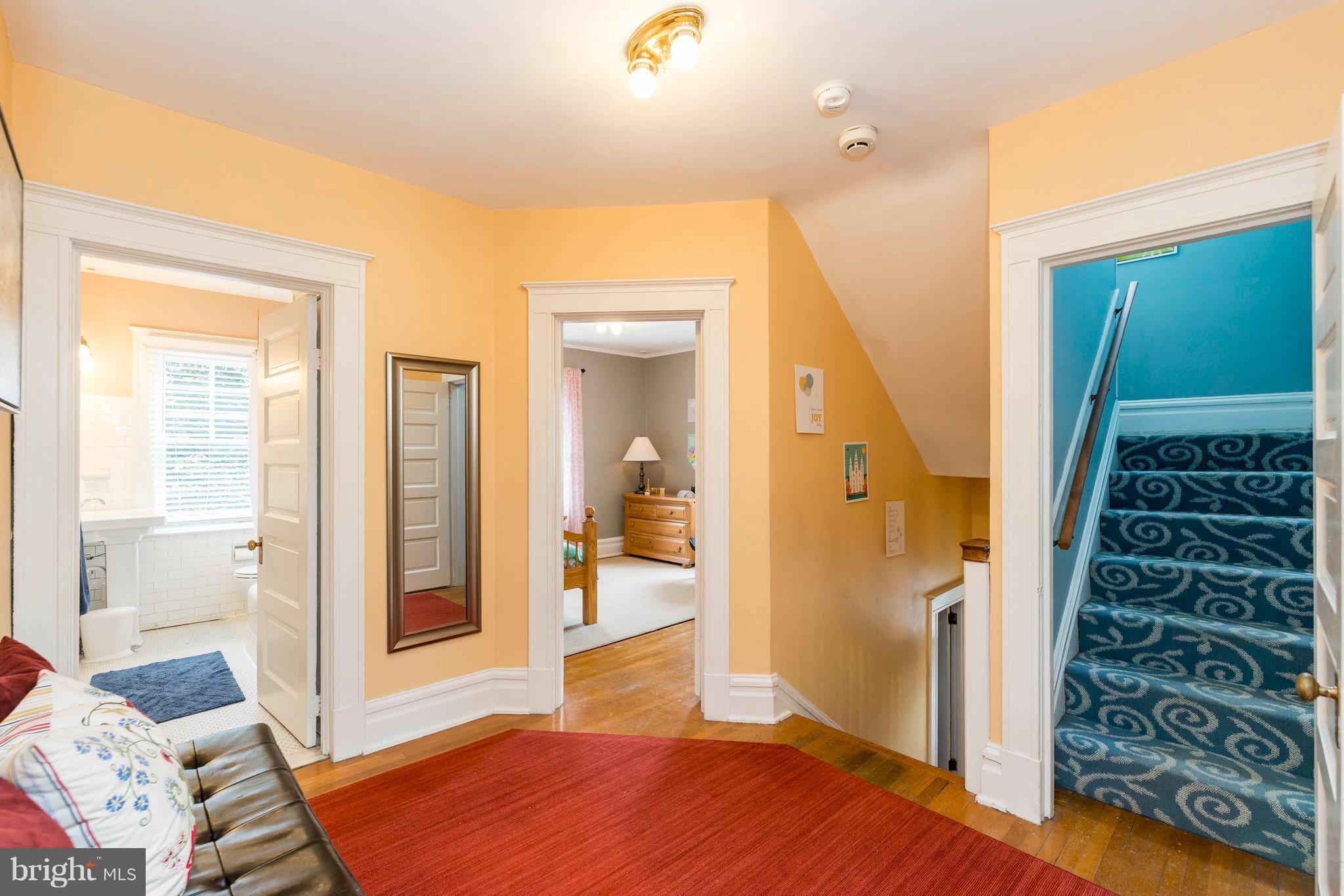 222 Woodlawn Road Baltimore, MD 21210 - Photo 24 of 30 Stair Hall