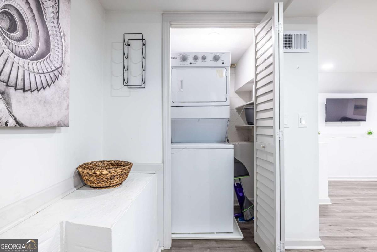 1122 Elaine Drive, Unit B Forest Park, GA 30297 - Photo 34 of 37