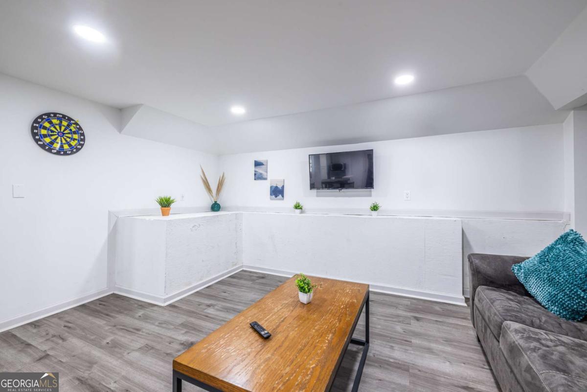 1122 Elaine Drive, Unit B Forest Park, GA 30297 - Photo 7 of 37