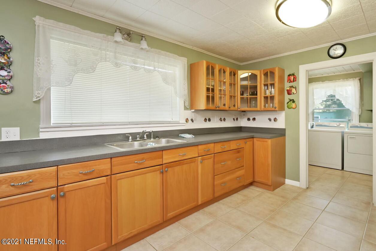 1781 Faye Road Jacksonville, FL 32218 - Photo 11 of 30 Kitchen 2