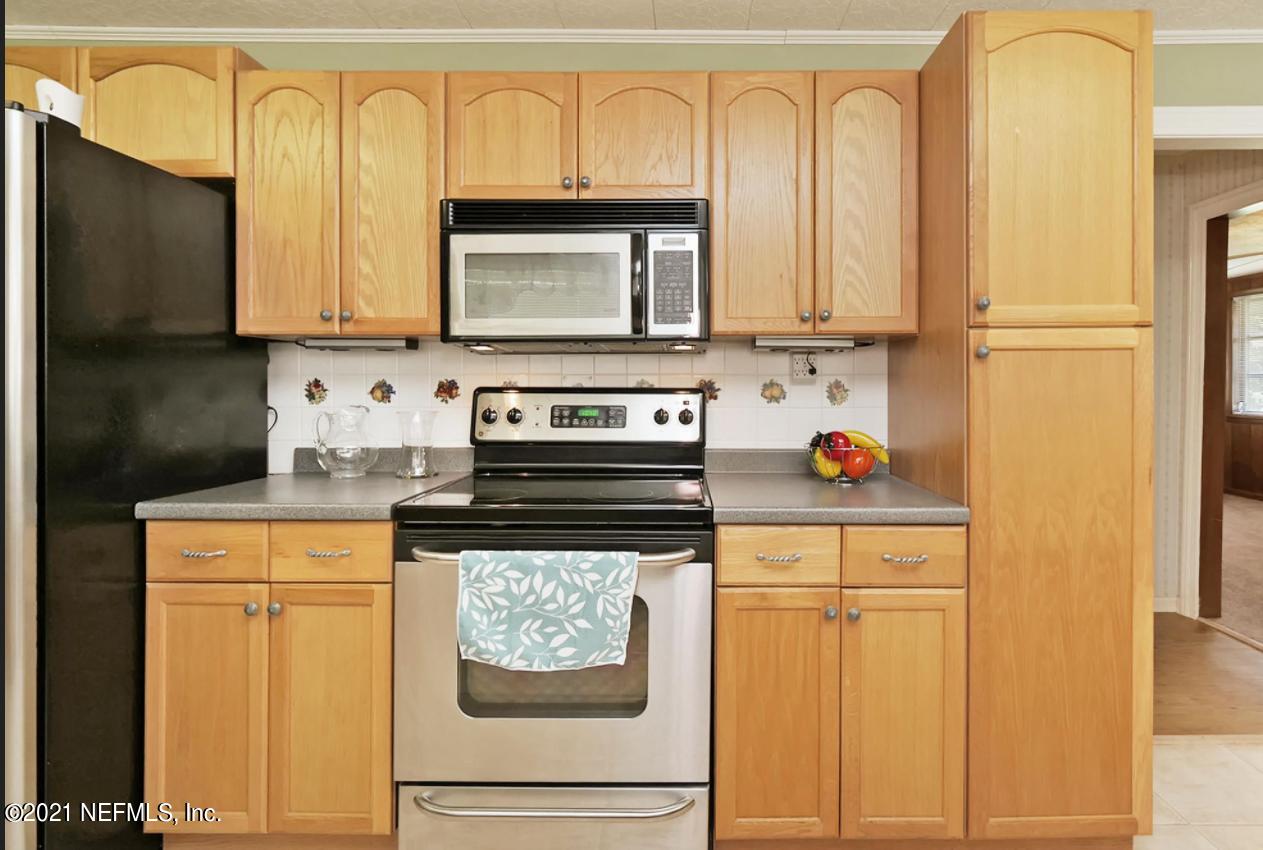 1781 Faye Road Jacksonville, FL 32218 - Photo 13 of 30 Kitchen 4