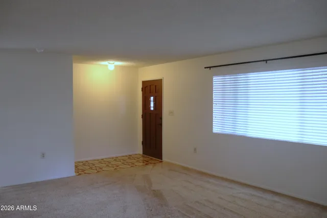 $1,400 | 517 Phillip Drive, Sierra Vista, AZ 85635