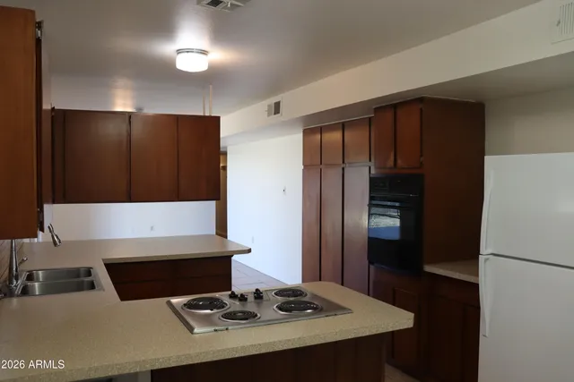 $1,400 | 517 Phillip Drive, Sierra Vista, AZ 85635