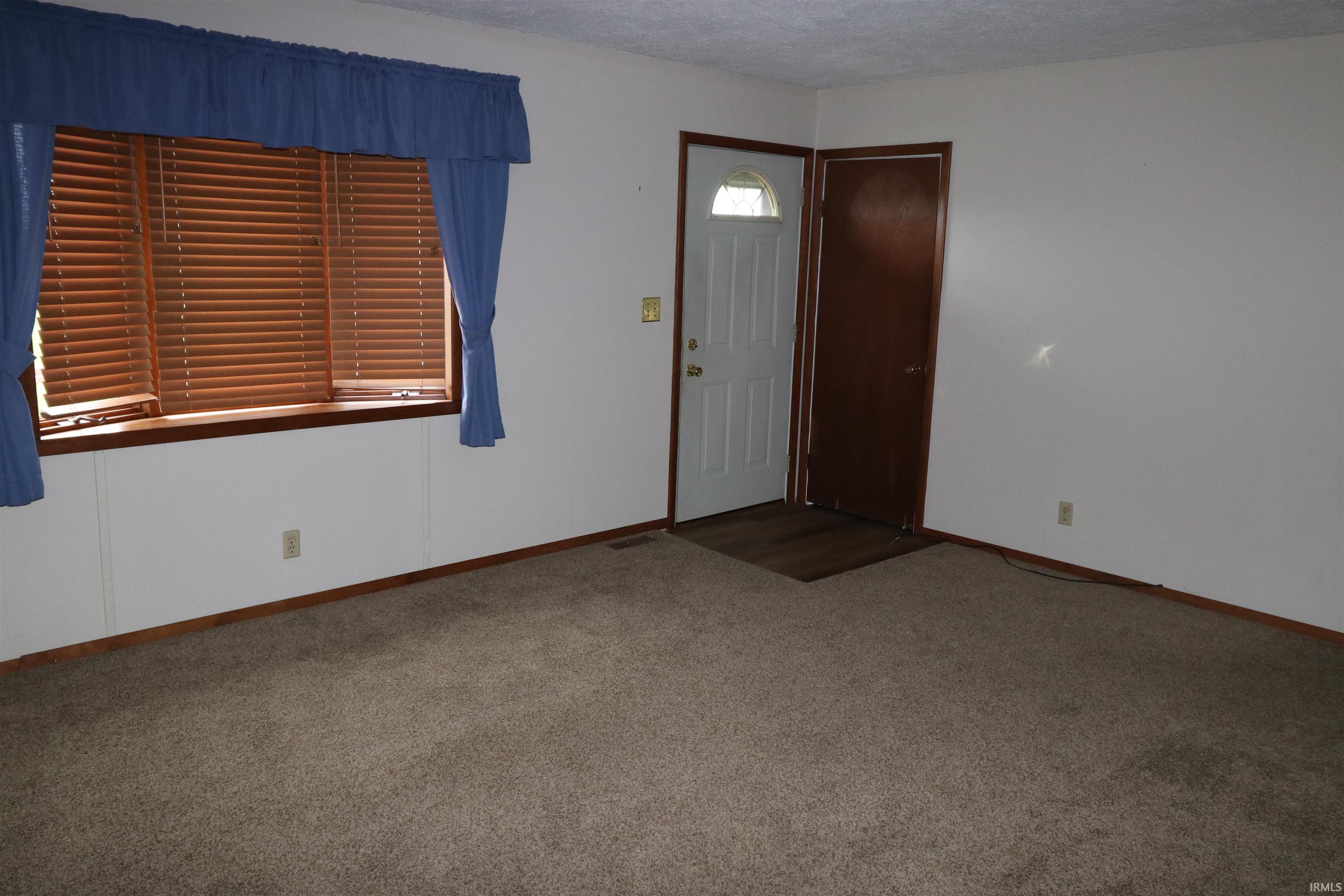 6283 West Division Line Road Delphi, IN 46923 - Photo 9 of 26