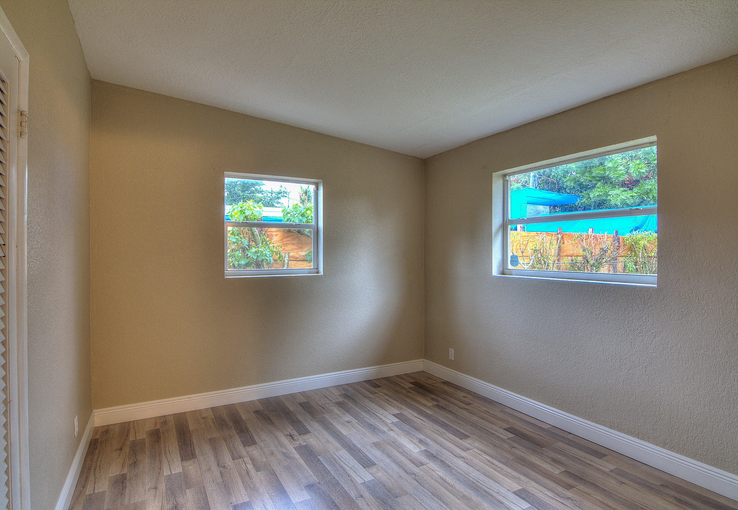 2285 Rue Road West Palm Beach, FL 33415 - Photo 11 of 21 Bedroom_Master_1