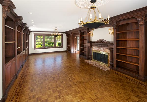 555 Concord Road Sudbury, MA 01776 - Photo 12 of 29 a view of a livingroom with wooden floor a ceiling fan and entryway