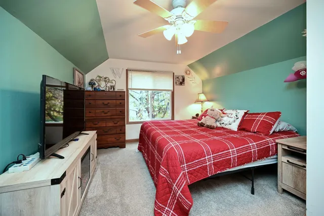 $325,000 | 812 6th Street West, Wabasha, MN 55981