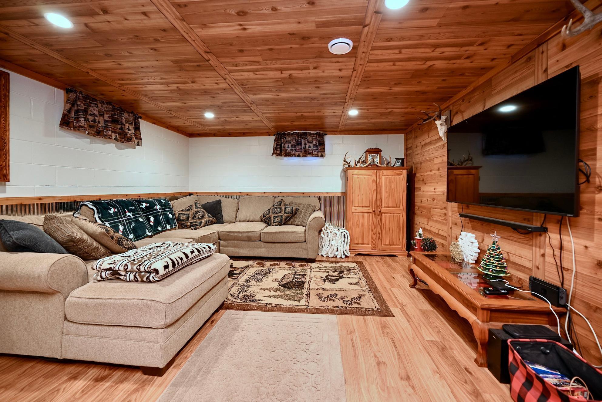 812 6th Street West Wabasha, MN 55981 - Photo 19 of 29